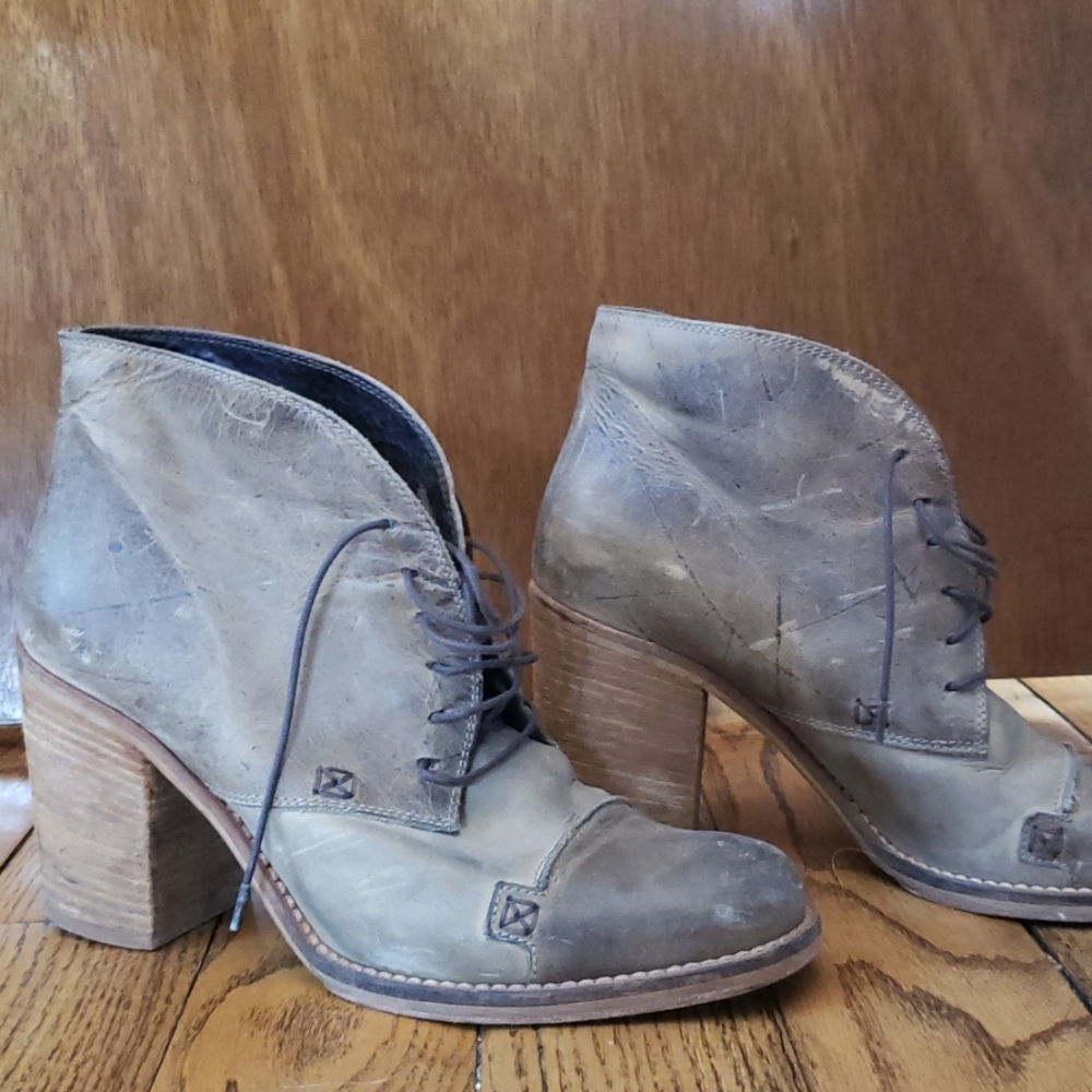 Charles David Leather Boots, 9.5, grey